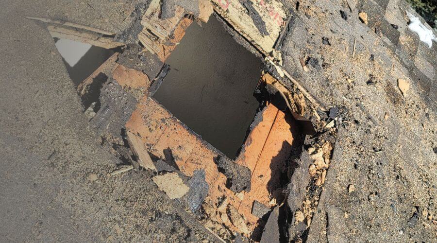 Why choose water damage restoration service for storm damage restoration in Pasadena